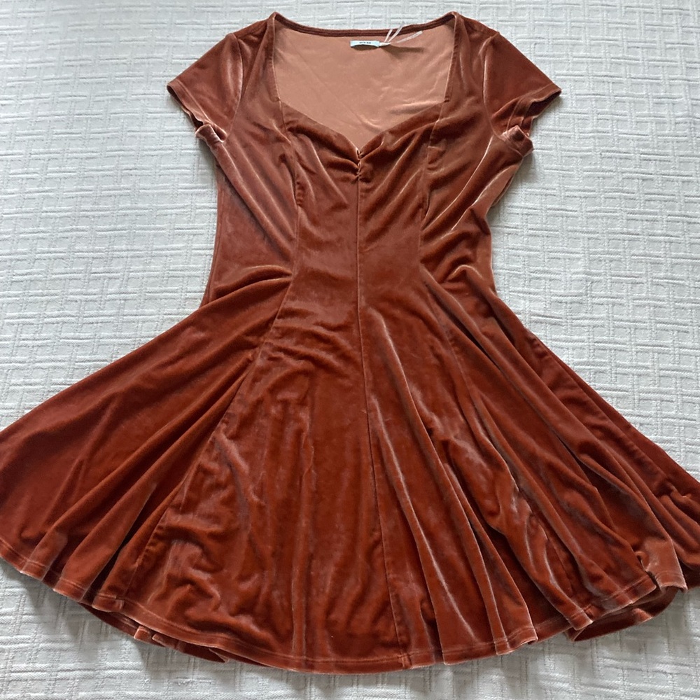 Kimchi Blue velvet mini dress. - Picture 2 of 8